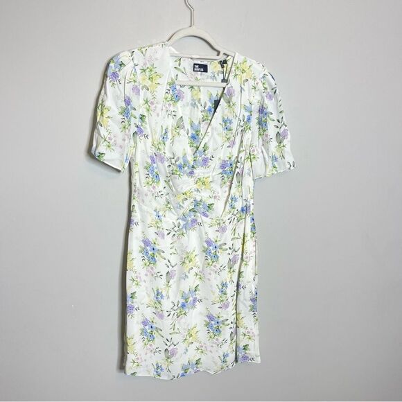 The Kooples WHITE FLORAL SHORT SLEEVE SHORT DRESS WITH SHIRRING NWT - Picture 5 of 8